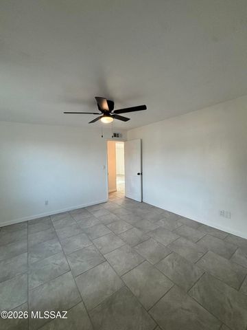 2535 E Parkside Drive, Tucson, AZ 85713