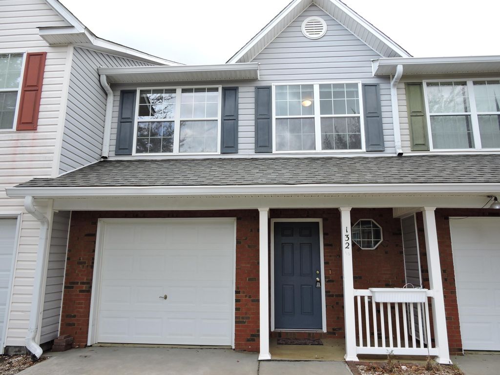 132 Swaying Pine Court, Crestview, FL 32539