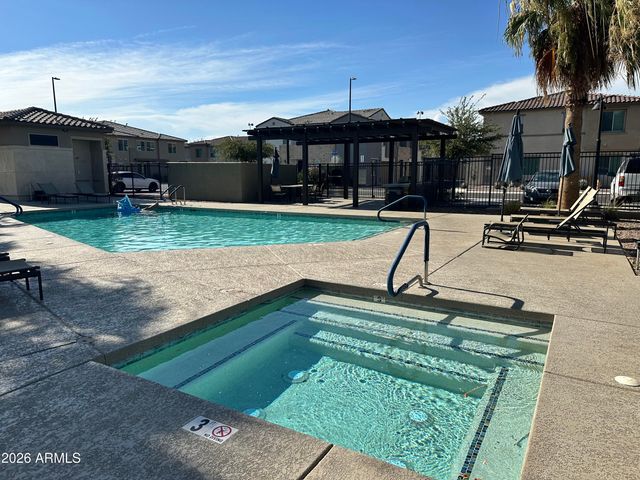 4601 S RENAISSANCE Drive 101, Gilbert, AZ 85297