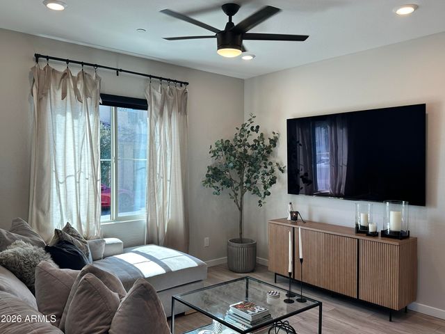 4601 S RENAISSANCE Drive 101, Gilbert, AZ 85297