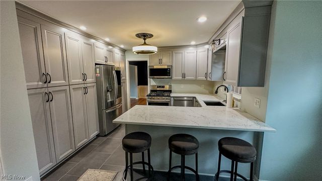 426 Dorchester Road, Akron, OH 44320