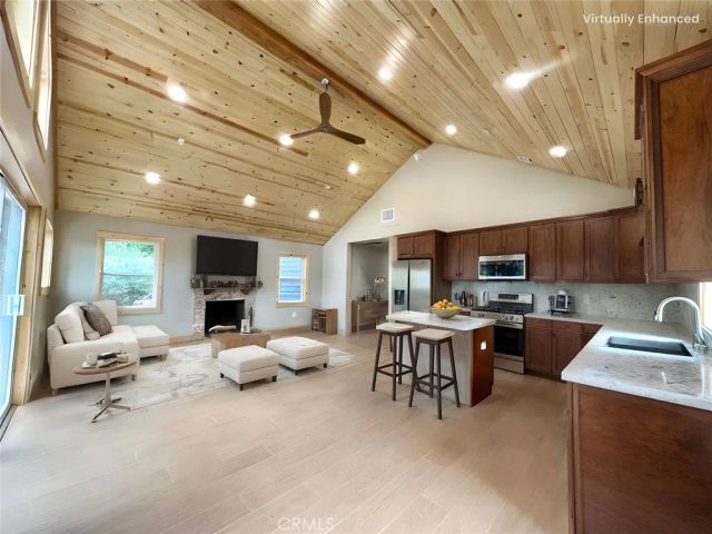 810 Villa Grove Avenue, Big Bear City, CA 92314