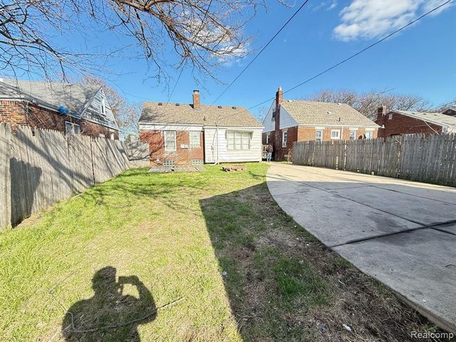 20561 Alcoy Street, Detroit, MI 48205