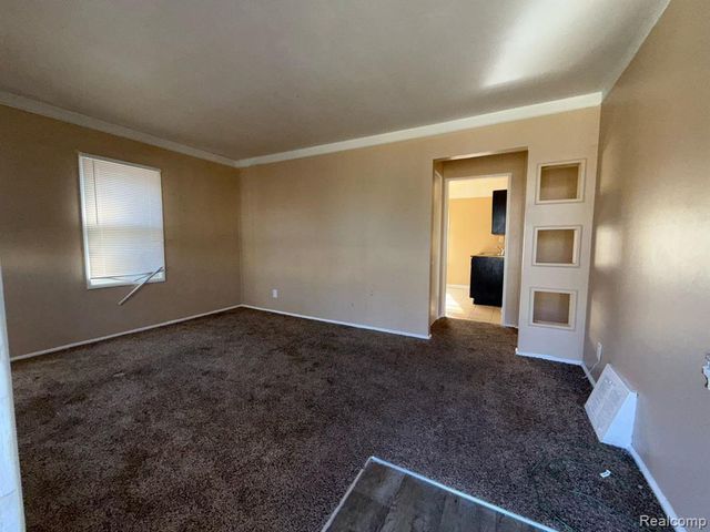 20561 Alcoy Street, Detroit, MI 48205