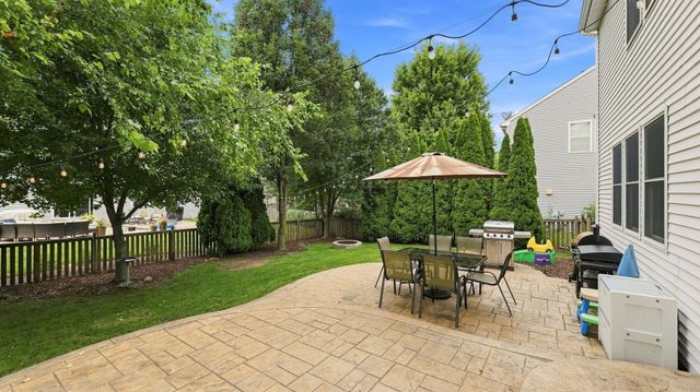 1140 BLACKBERRY CREEK Drive, Elburn, IL 60119