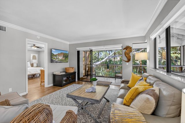 605 Brackenwood Cove, Palm Beach Gardens, FL 33418