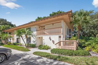 605 Brackenwood Cove, Palm Beach Gardens, FL 33418