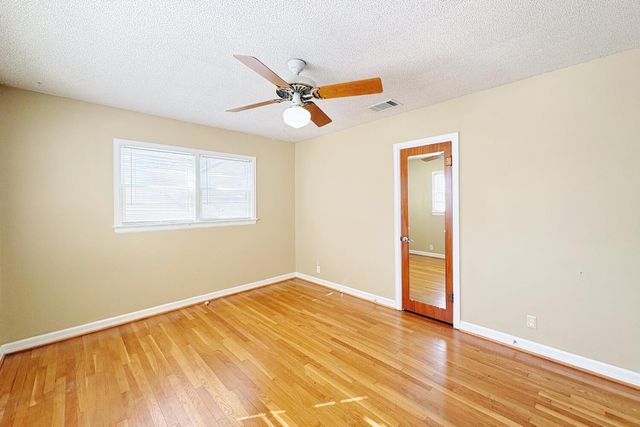 2411 29th Street, Lubbock, TX 79411