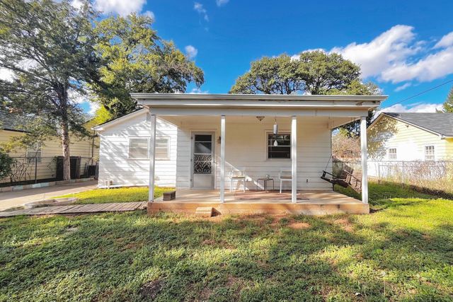 2411 29th Street, Lubbock, TX 79411