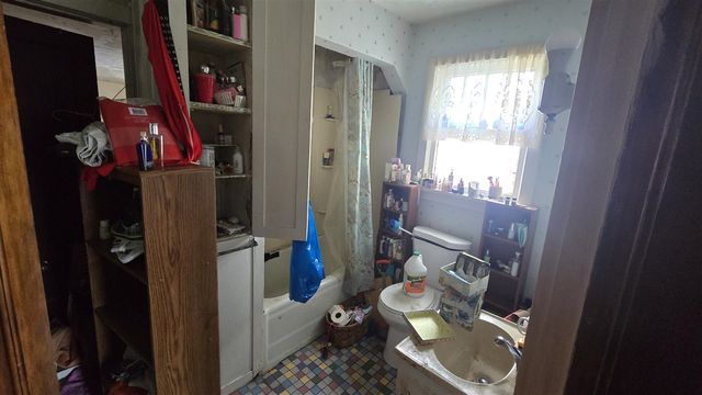 710 E Foster Street, Ludington, MI 49431