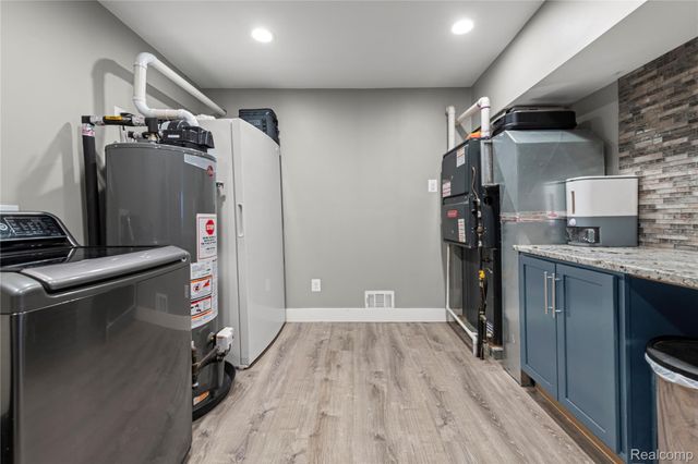 24342 Wick Road, Taylor, MI 48180