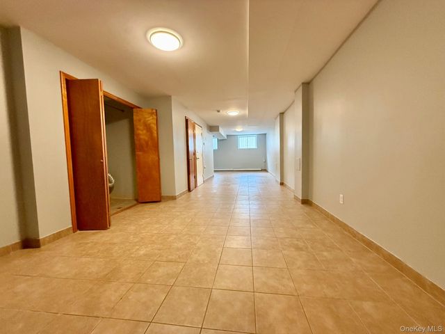 6542 Metropolitan Avenue, Middle Village, NY 11379