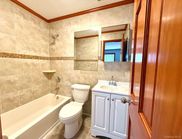 6542 Metropolitan Avenue, Middle Village, NY 11379