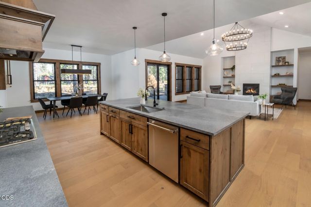 17788 Preservation Loop 487, Bend, OR 97707