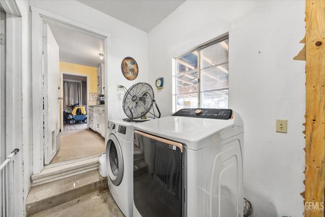 113 Loma Vista Avenue, Taft, CA 93268