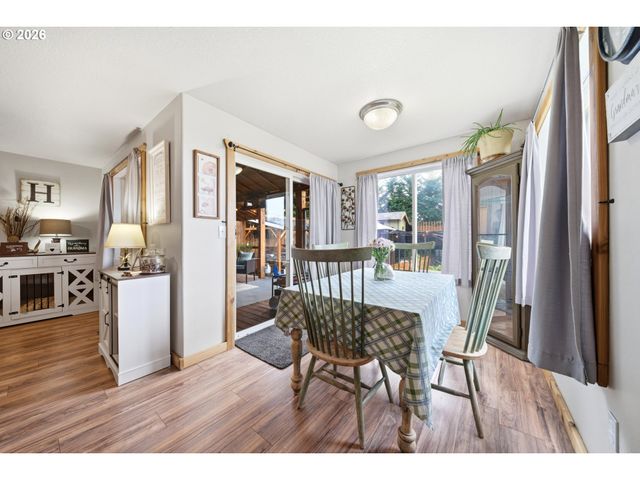 12009 Ne 71ST St, Vancouver, WA 98682