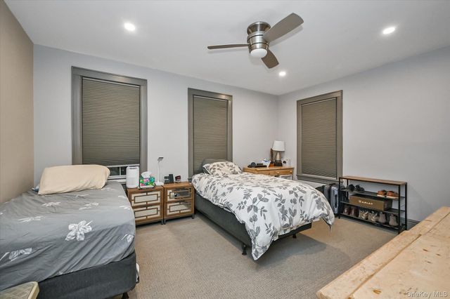 8405 112th Street, Richmond Hill, NY 11418