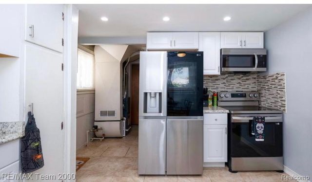 4665 Lincoln Boulevard, Dearborn Heights, MI 48125