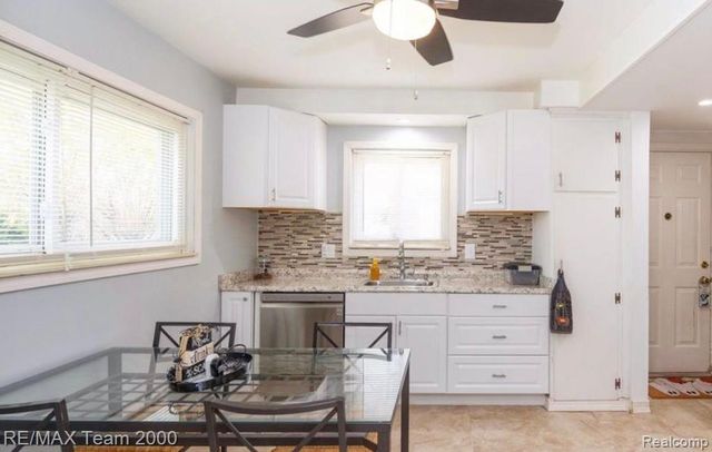 4665 Lincoln Boulevard, Dearborn Heights, MI 48125