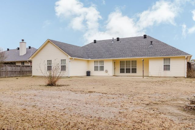 105 MONTICELLO WEST, Bryant, AR 72022
