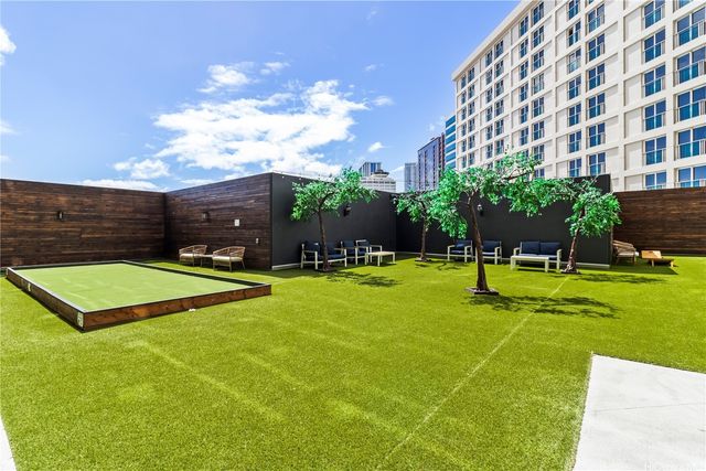 410 Atkinson Drive 1148, Honolulu, HI 96814