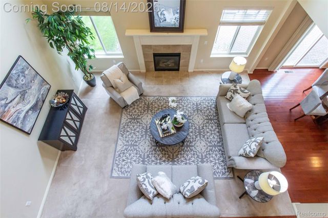 2221 Mayflower, Troy, MI 48085