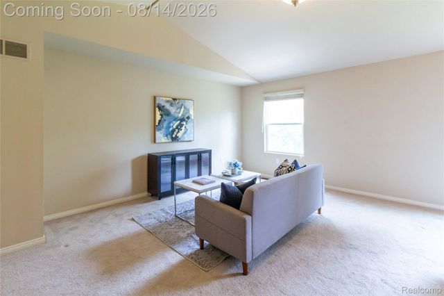 2221 Mayflower, Troy, MI 48085