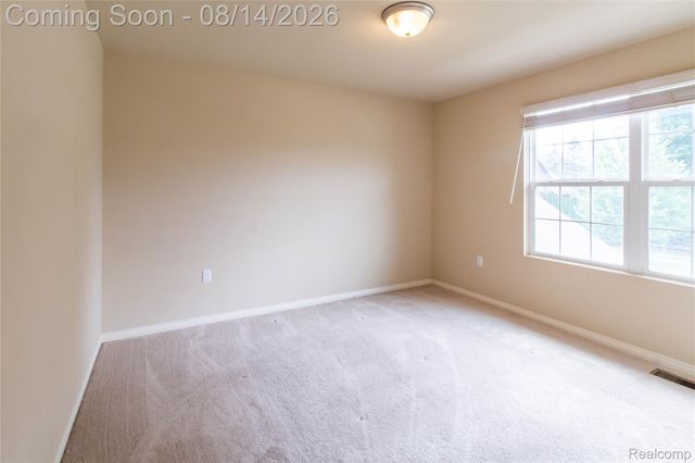 2221 Mayflower, Troy, MI 48085