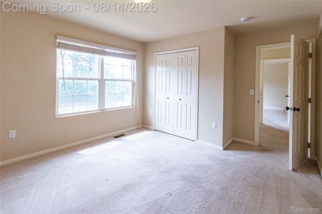 2221 Mayflower, Troy, MI 48085