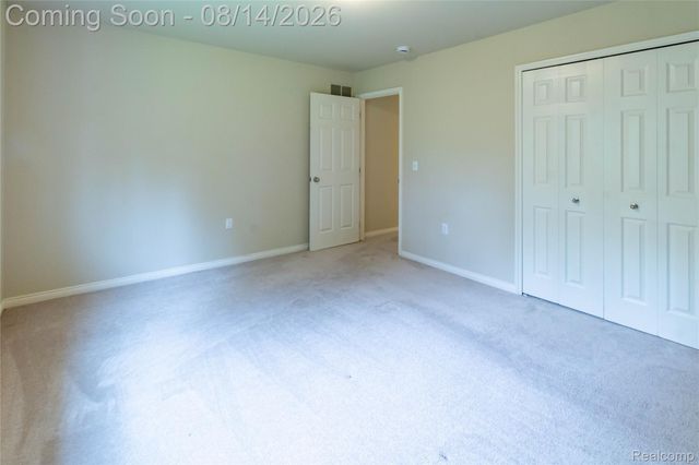 2221 Mayflower, Troy, MI 48085