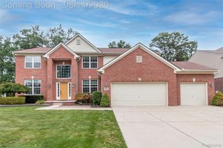 2221 Mayflower, Troy, MI 48085