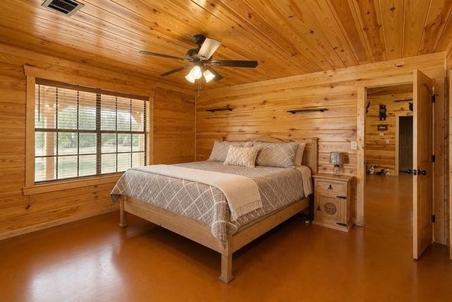 130 Raleigh Circle, Trinity, TX 75862