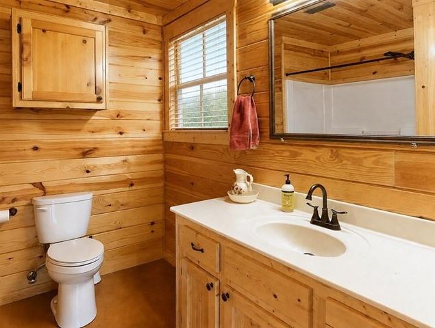 130 Raleigh Circle, Trinity, TX 75862