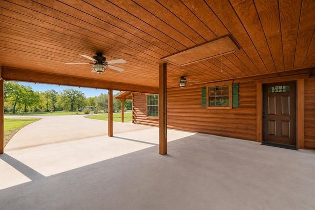 130 Raleigh Circle, Trinity, TX 75862
