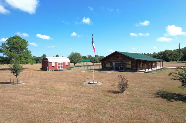 130 Raleigh Circle, Trinity, TX 75862