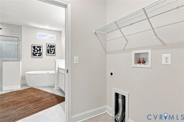 199 Gibson St, Louisa, VA 23024