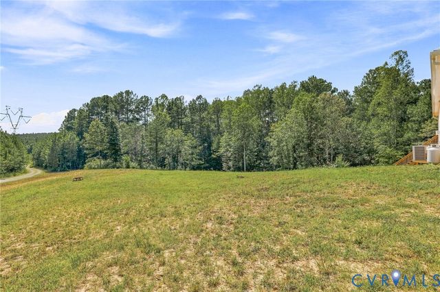 199 Gibson St, Louisa, VA 23024