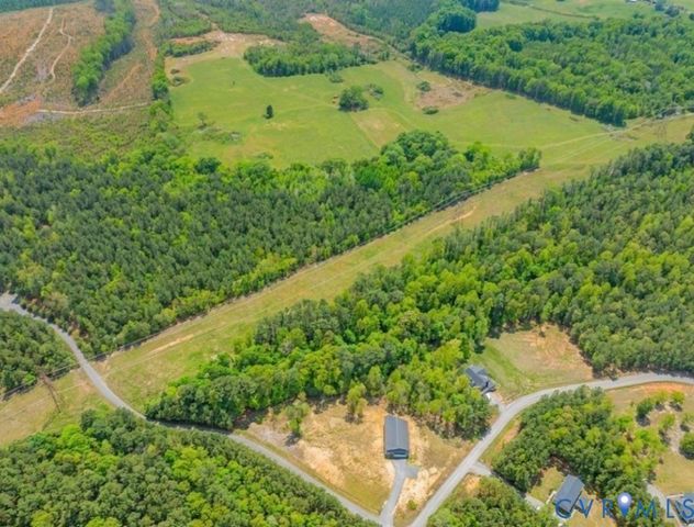 199 Gibson St, Louisa, VA 23024