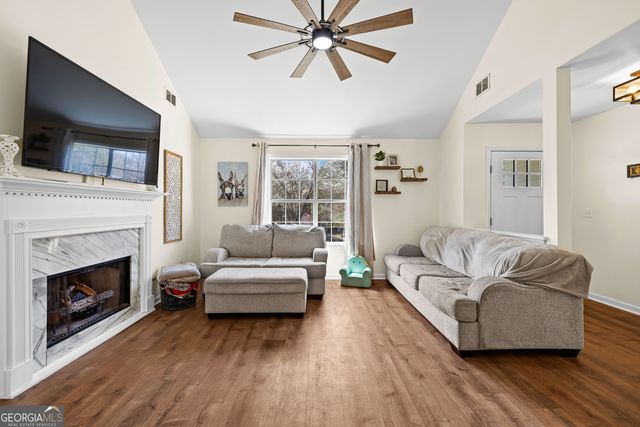 310 Old Highway 16, Sharpsburg, GA 30277