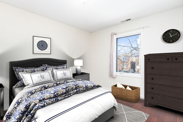 3447 Ridgeland Avenue 203, Berwyn, IL 60402