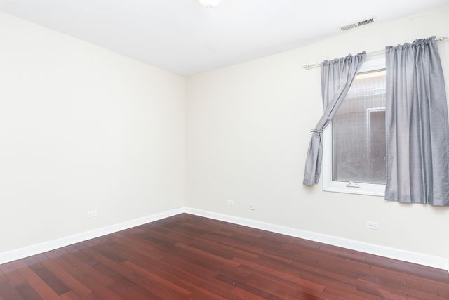 3447 Ridgeland Avenue 203, Berwyn, IL 60402