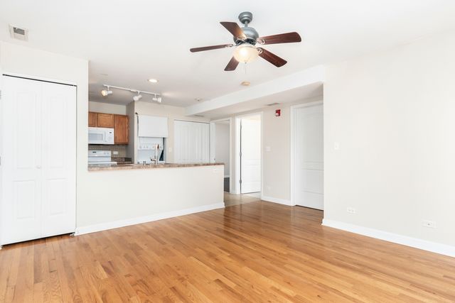 3447 Ridgeland Avenue 203, Berwyn, IL 60402