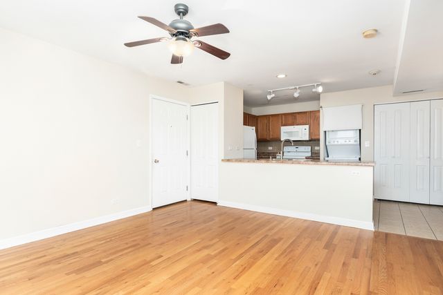 3447 Ridgeland Avenue 203, Berwyn, IL 60402