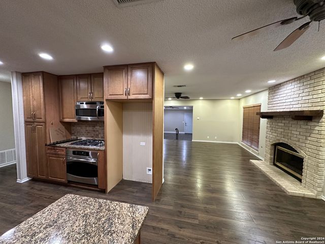 26218 DANCING BEAR, San Antonio, TX 78260