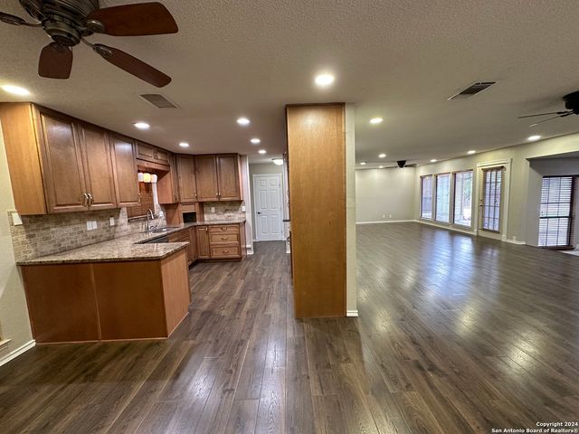 26218 DANCING BEAR, San Antonio, TX 78260