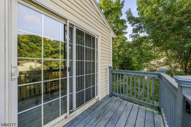 12 Doe Run, Vernon Twp., NJ 07422