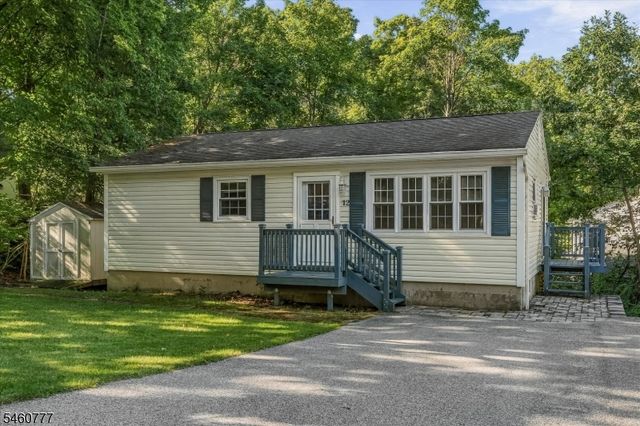 12 Doe Run, Vernon Twp., NJ 07422