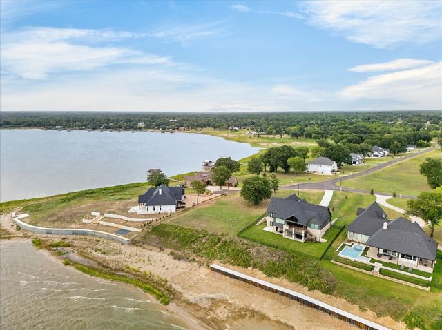 1548 Shoreline Drive, Mabank, TX 75143