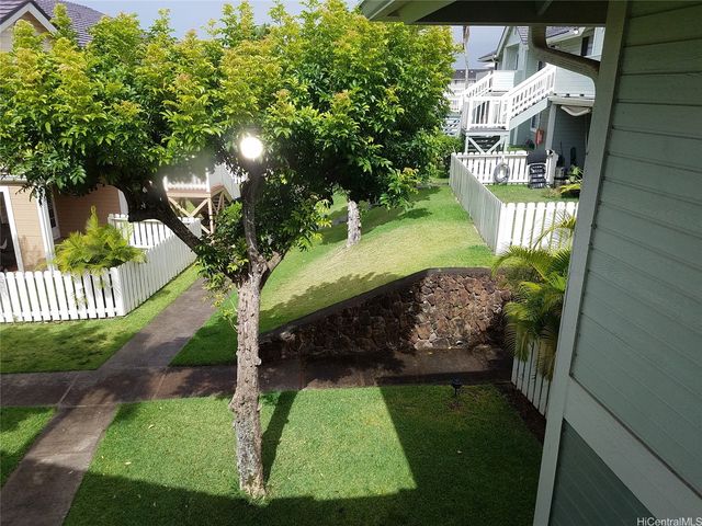 94-1461 Waipio Uka Street P203, Waipahu, HI 96797