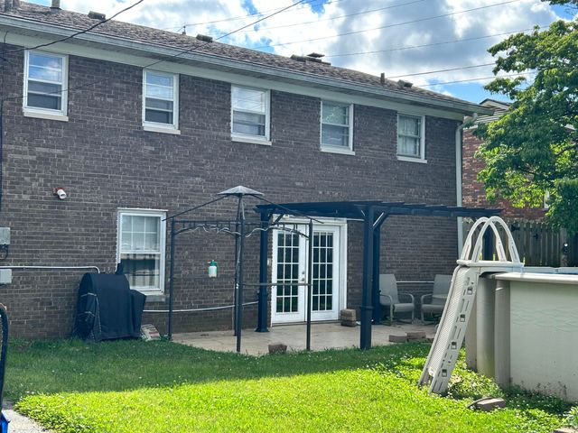 110 Crow Trail, Frankfort, KY 40601
